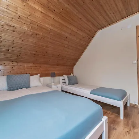 Holiday home Maja-domek Z Jacuzzi I Kominkiem *