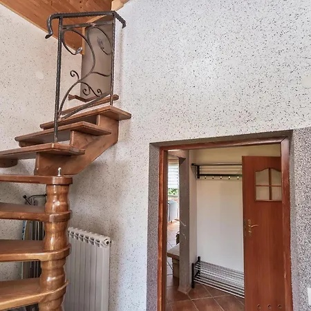 度假居 Maja-domek Z Jacuzzi I Kominkiem