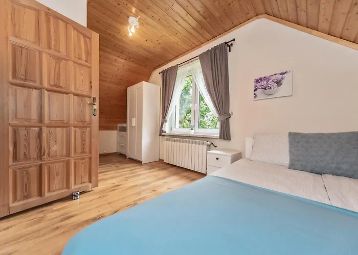 Casa de Férias Maja-domek Z Jacuzzi I Kominkiem Miedzybrodzie Zywieckie