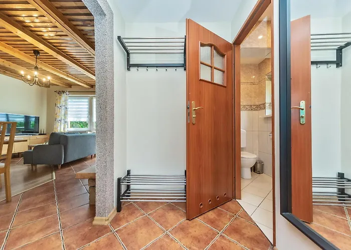 Casa de Férias Maja-domek Z Jacuzzi I Kominkiem Miedzybrodzie Zywieckie